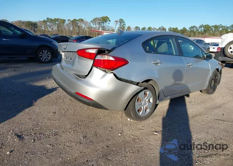 2014 Kia Forte Lx z USA, uszkodzony, nr VIN KNAFK4A60E5066747